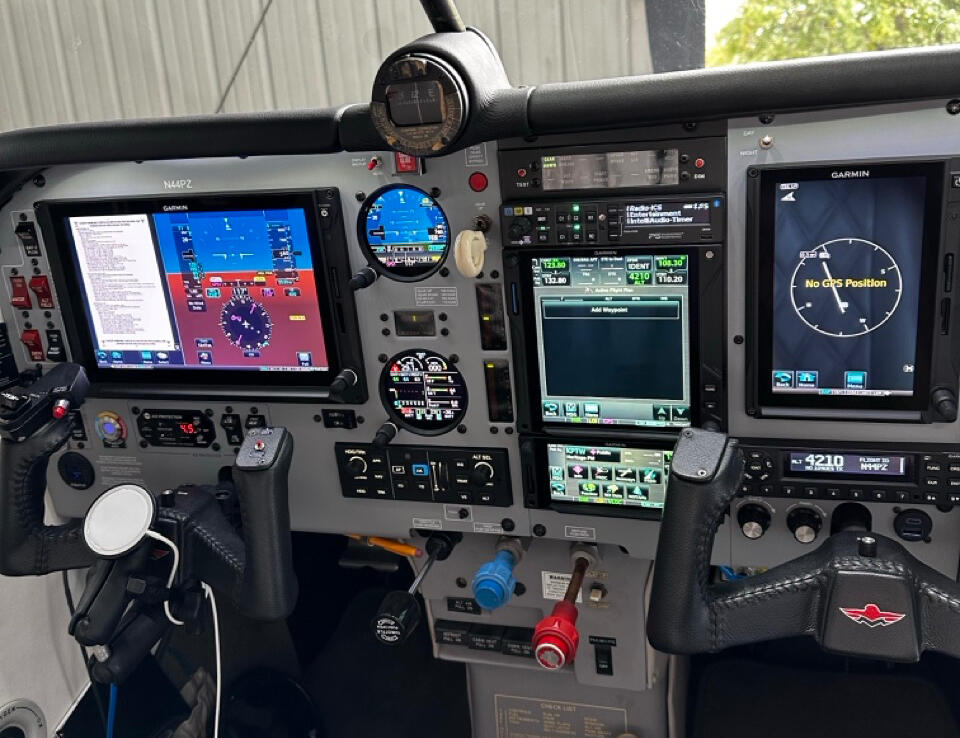 Full Cockpit